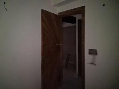 Bedroom Image of 1650 Sq.ft 3 BHK Apartment / Flat for sale in DM Infra, Sector 102 Noida for Rs. 6600000