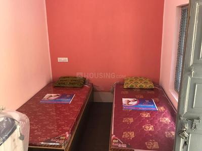 Bedroom Image of Kiran Niwas(Boy’s PG) in Bhowanipore, Kolkata