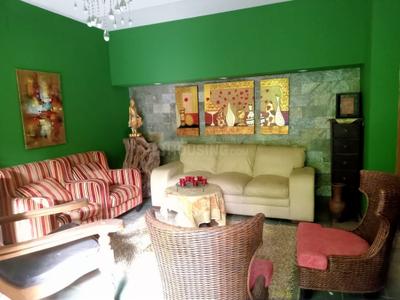 Hall Image of 10000 Sq.ft 4 BHK Independent House for sale in Kolazhy Thrissur for Rs. 70000000