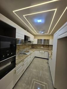 Kitchen Image of 3000 Sq.ft 4 BHK Builder Floor for sale in Ansal Versalia, Sector 67 Gurgaon for Rs. 24000000