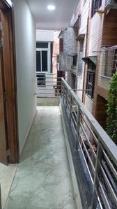 Balcony Image of 910 Sq.ft 3 BHK Builder Floor for sale in Pitampura New Delhi for Rs. 8500000