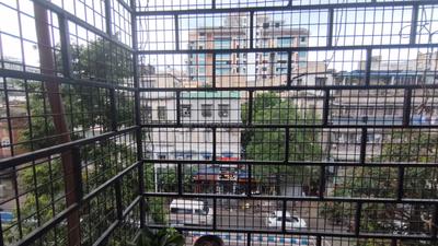 Balcony Image of 550 Sq.ft 1 BHK Apartment / Flat for sale in Park Street Area Kolkata for Rs. 7000000