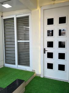 Image of 1100 Sq.ft 2 BHK Apartment / Flat for rent in Express Garden, Indirapuram, Ghaziabad for Rs. 38000