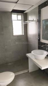 Bathroom Image of 3500 Sq.ft 4 BHK Apartment / Flat for sale in Prapti Springs Exotica II, Bhayli Vadodara for Rs. 17500000