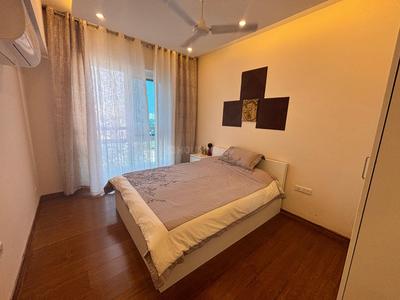 Bedroom Image of 2300 Sq.ft 3 BHK Apartment / Flat for sale in Vyttila Kochi for Rs. 18000000