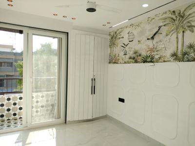 Bedroom Image of 1800 Sq.ft 3 BHK Apartment / Flat for sale in Vrindavan Apartment, Sector 6 Dwarka New Delhi for Rs. 28500000