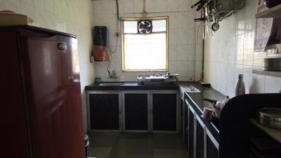 Kitchen Image of 750 Sq.ft 2 BHK Apartment / Flat for sale in Mulund East Mumbai for Rs. 15500000