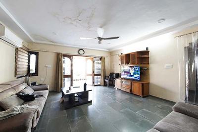 Hall Image of 5062 Sq.ft 5 BHK Independent House for sale in Ghatlodiya Ahmedabad for Rs. 43000000