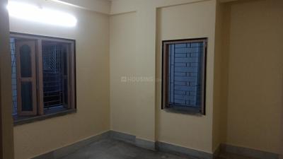 Bedroom Image of 650 Sq.ft 2 BHK Apartment / Flat for rent in Baranagar Kolkata for Rs. 15000