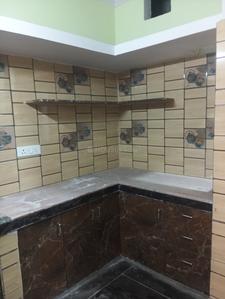 Kitchen Image of 500 Sq.ft 2 BHK Builder Floor for rent in Patparganj New Delhi for Rs. 16000