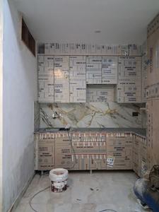 Kitchen Image of 890 Sq.ft 2 BHK Apartment / Flat for sale in Avenue 1, Sector 73 Noida for Rs. 3800000