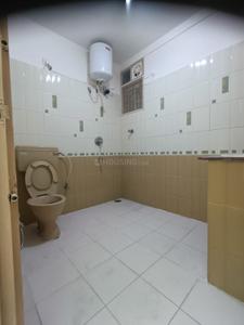 Bathroom Image of 1200 Sq.ft 2 BHK Builder Floor for rent in Koramangala Bengaluru for Rs. 41000
