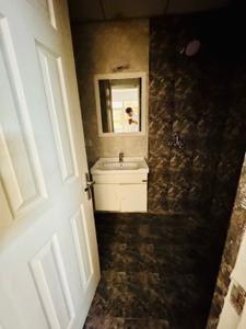 Bathroom Image of 1627 Sq.ft 3.5 BHK Builder Floor for rent in TDI Lake Grove City, Kundli Sonipat for Rs. 18000