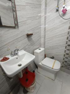 Bathroom Image of 756 Sq.ft 2 BHK Builder Floor for rent in Paschim Vihar New Delhi for Rs. 24800