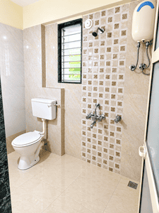 Image of 670 Sq.ft 2 BHK Apartment / Flat for sale in Bhakti Park B Wing, Kasarvadavali, Thane for Rs. 7500000