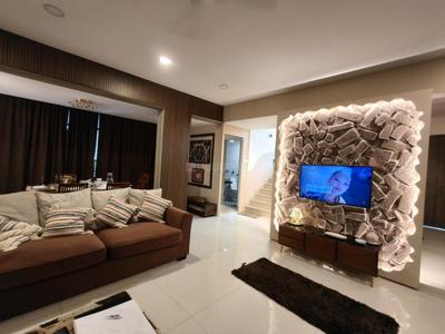 Hall Image of 2750 Sq.ft 4 BHK Independent House for sale in Goregaon East Mumbai for Rs. 45000000