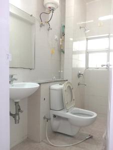 Common Bathroom Image of 1925 Sq.ft 3 BHK Apartment / Flat for rent in Unitech Uniworld City, New Town Kolkata for Rs. 60000