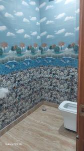 Bathroom Image of 1100 Sq.ft 2 BHK Apartment / Flat for rent in CGHS Ashoka Apartment, Paschim Vihar New Delhi for Rs. 29700