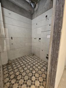 Bathroom Image of 1360 Sq.ft 4 BHK Apartment / Flat for sale in Kharar Mohali for Rs. 6890000