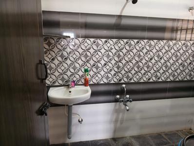 Bathroom Image of 1049 Sq.ft 2 BHK Apartment / Flat for sale in Neel Garden, Vadamadurai Coimbatore for Rs. 4900000