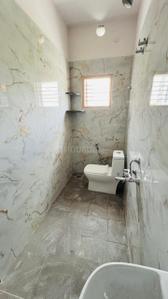 Bathroom Image of 1050 Sq.ft 2 BHK Independent House for rent in Horamavu Bengaluru for Rs. 25000
