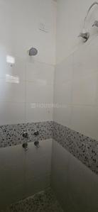 Bathroom Image of 380 Sq.ft 1 BHK Independent House for rent in Baddi Solan for Rs. 9000