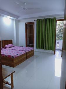 Bedroom Image of Luxury girls pg in Sector 48, Gurgaon