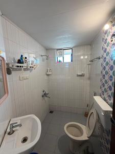 Bathroom Image of 1530 Sq.ft 3 BHK Apartment / Flat for sale in Santhi Hill View, Kakkanad Kochi for Rs. 7300000