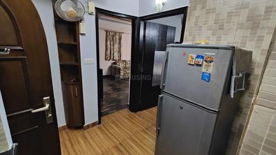 Bedroom Image of 650 Sq.ft 1 BHK Builder Floor for rent in Chittaranjan Park New Delhi for Rs. 35000