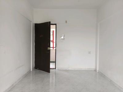 Living Room Image of 900 Sq.ft 2 BHK Apartment / Flat for sale in Magarpatta Grevillea, Magarpatta City Pune for Rs. 12000000