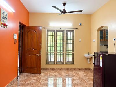 Living Room Image of 1300 Sq.ft 3 BHK Duplex for rent in Madipakkam Chennai for Rs. 29000