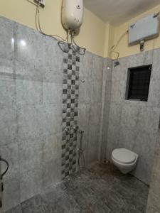Bathroom Image of 650 Sq.ft 1 BHK Independent House for rent in Katraj Pune for Rs. 15000