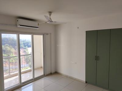 Bedroom Image of 1000 Sq.ft 3 BHK Apartment / Flat for rent in Godrej Emerald, Thane West Thane for Rs. 36000