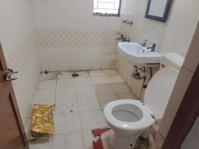 Image of 2200 Sq.ft 3 BHK Apartment / Flat for rent in Sector 18 Dwarka, New Delhi for Rs. 41000