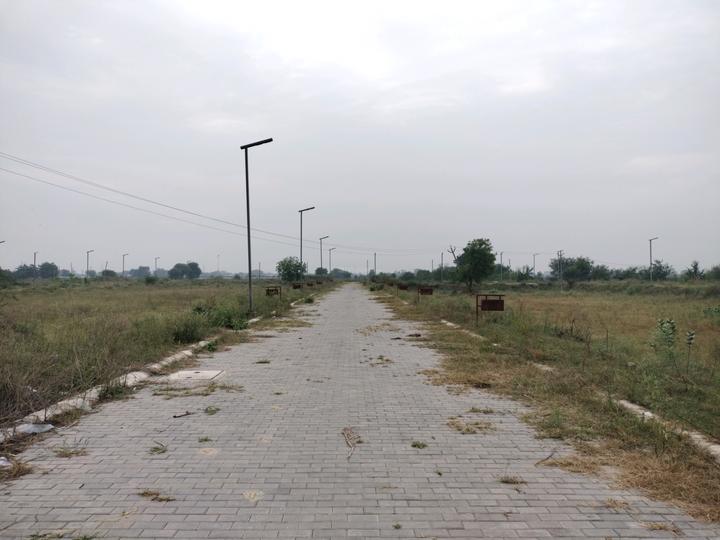 Adore Smart City Main Image 1