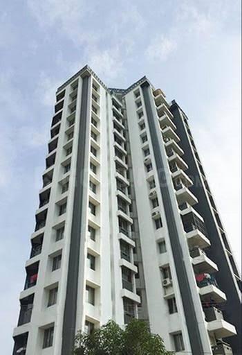 Branded flat Main Image 1