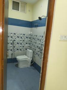 Bathroom Image of 900 Sq.ft 2 BHK Independent House for rent in Ganpathi Nagar Varanasi for Rs. 11000