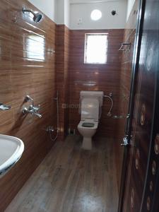 Bathroom Image of 1100 Sq.ft 3 BHK Apartment / Flat for sale in Behala Chowrasta Kolkata for Rs. 6750000