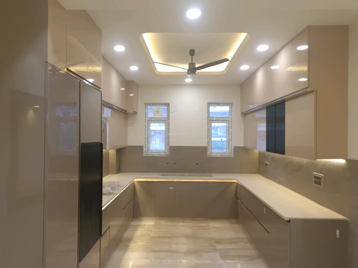 Srishti Luxuries Floors Main Image 1