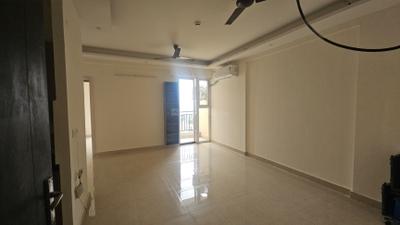 Living Room Image of 650 Sq.ft 2 BHK Apartment / Flat for sale in Sector 63 Gurgaon for Rs. 15000000
