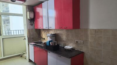 Kitchen Image of 1349 Sq.ft 3 BHK Apartment / Flat for rent in Gardenia Glory, Sector 46 Noida for Rs. 45000