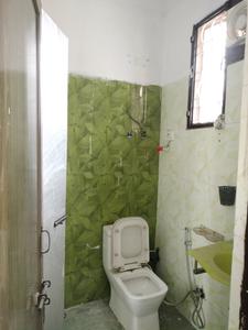 Common Bathroom Image of 1680 Sq.ft 3 BHK Apartment / Flat for sale in CGHS Shakuntalam, Sector 10 Dwarka New Delhi for Rs. 25800000
