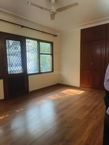Bedroom Image of 3500 Sq.ft 4 BHK Builder Floor for rent in Green Park New Delhi for Rs. 110000