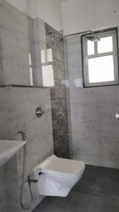 19 Grand West Bathroom Two 4