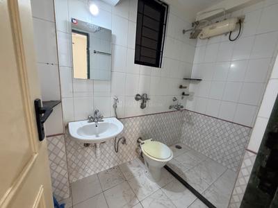 Image of 1000 Sq.ft 2 BHK Apartment / Flat for rent in Hiranandani Estate, Hiranandani Estate, Thane for Rs. 38000