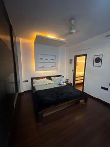 Bedroom Image of 2000 Sq.ft 3 BHK Builder Floor for sale in Kirti Nagar New Delhi for Rs. 30000000