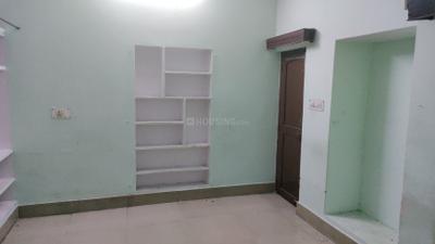 Bedroom Image of 400 Sq.ft 2 BHK Builder Floor for rent in Vikas Nagar Lucknow for Rs. 11000