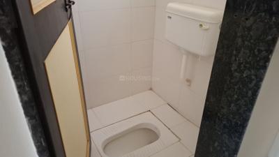 Bathroom Image of 850 Sq.ft 2 BHK Apartment / Flat for rent in Pimple Nilakh Pune for Rs. 27000