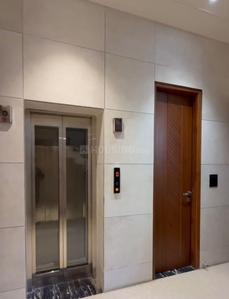 Bathroom Image of 6500 Sq.ft 6 BHK Independent House for sale in Gomti Nagar Lucknow for Rs. 85000000