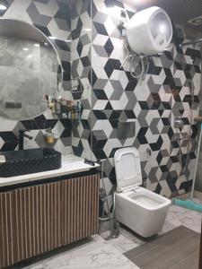 Common Bathroom Image of 900 Sq.ft 2 BHK Apartment / Flat for sale in Vikaspuri New Delhi for Rs. 11500000